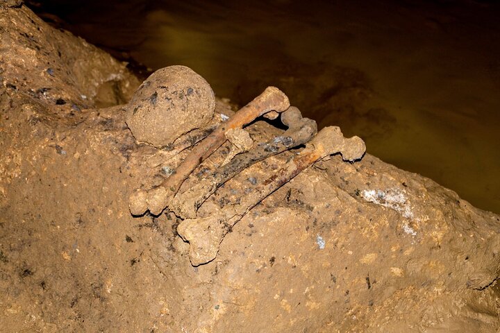 Chachapoyas: Karajía Sarcophagi & Quiocta Caves