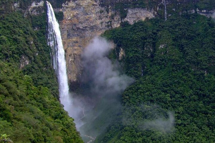 Chachapoyas : Gocta Waterfall - Explore Amazon's Jewel