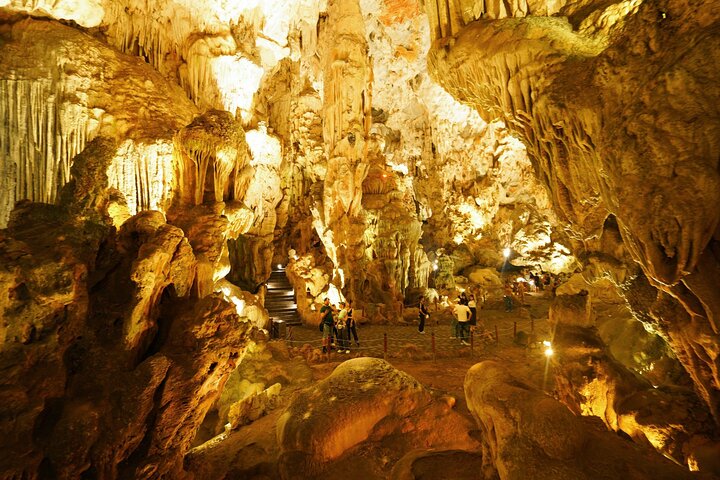 Explore 04 Hours Halong Bay Day Cruise Shore Excursion