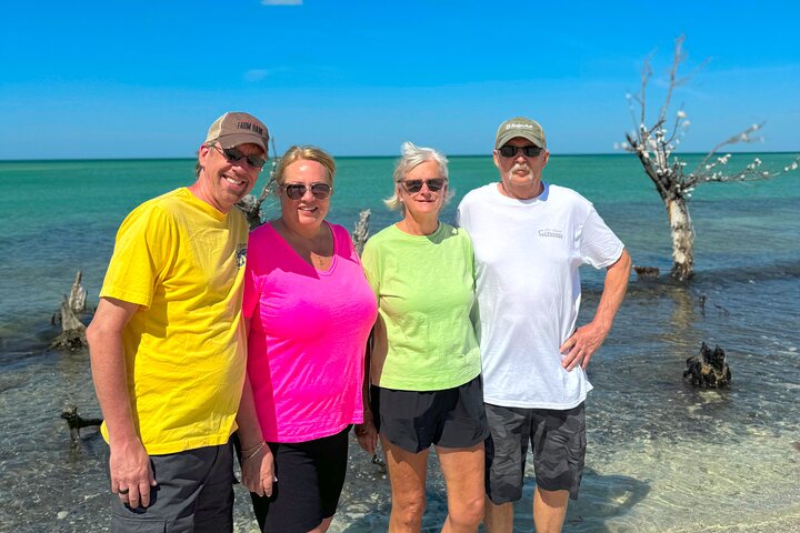 Bonita Springs Eco Kayak Tour – Best Gear, Premium&Clear Kayaks