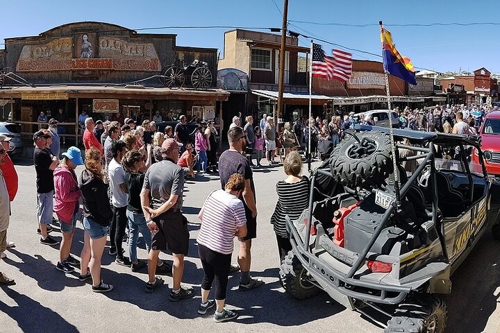 Oatman Mining Camp & Burros: Historic Route 66 Tour from Laughlin