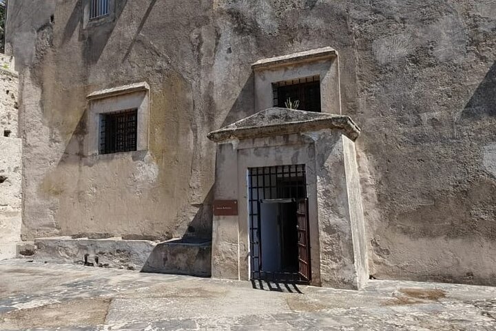 Visit in Freedom Aragonese Castle Ischia, with PDF Guide