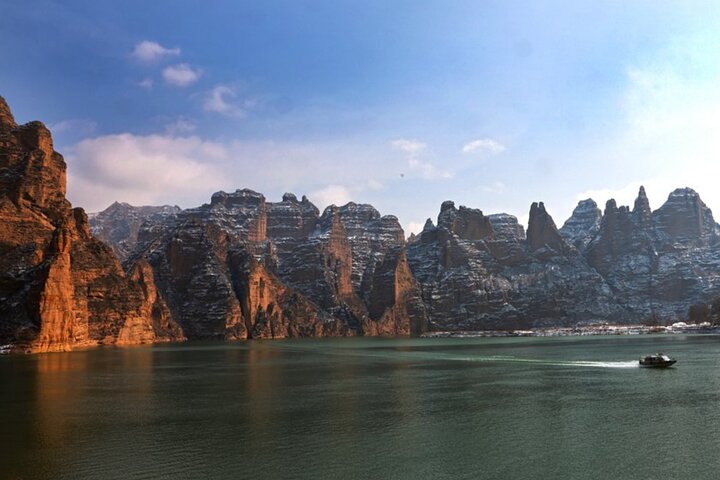 Private Lanzhou Yellow river stone forest day tour