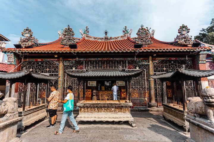 Penang Plates Food Tour with 15+ Tastings