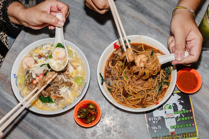 Penang Plates Food Tour with 15+ Tastings