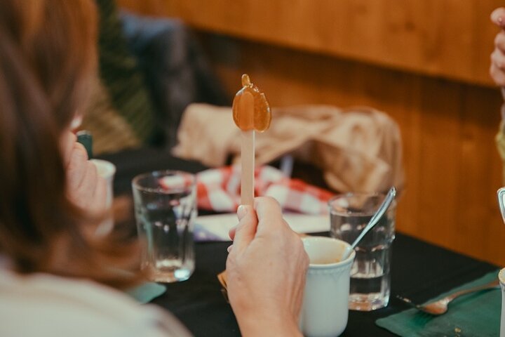 Old Quebec City Food Tour with 10+ Authentic Local Tastings