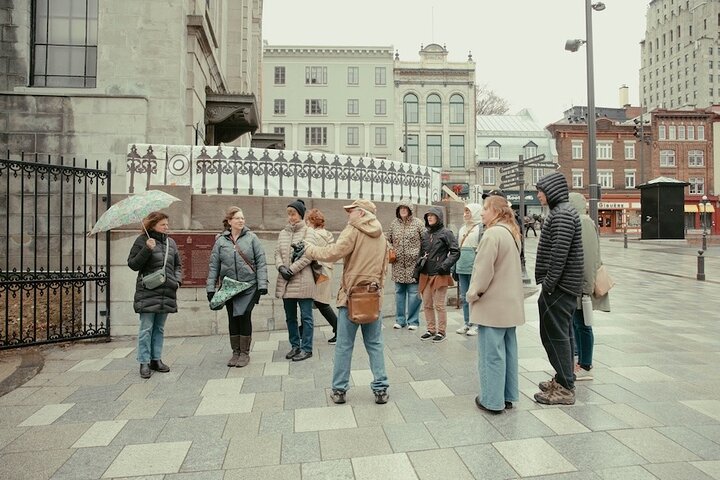 Old Quebec City Food Tour with 10+ Authentic Local Tastings