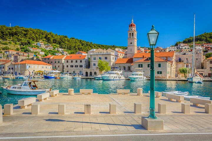 Private One Way Transfer from Brac to Split