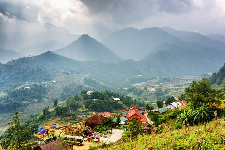 Private Full Day Tour in Sapa by Car