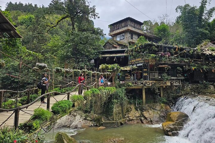 Private Full Day Tour in Sapa by Car