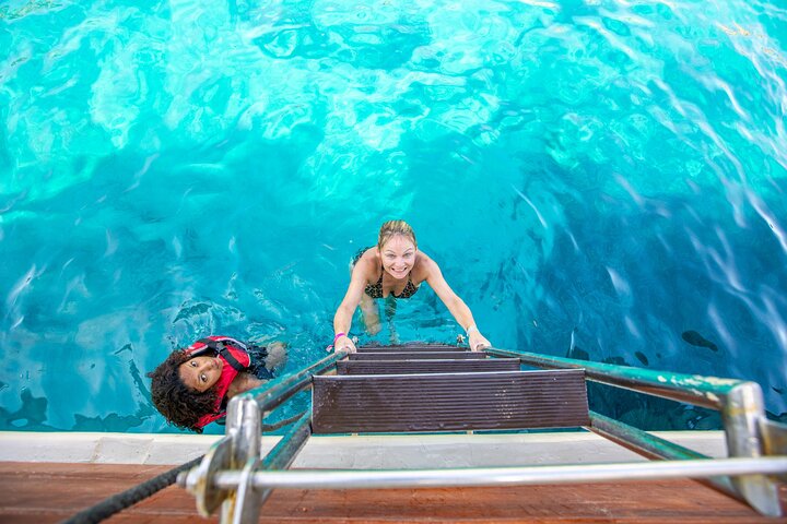 Full Day Boat Cruise to 3 Islands with optional pickup
