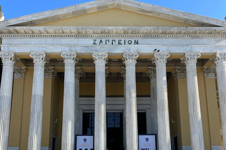 6-Hour Private Luxury Tour in Athens: Exclusively for couples