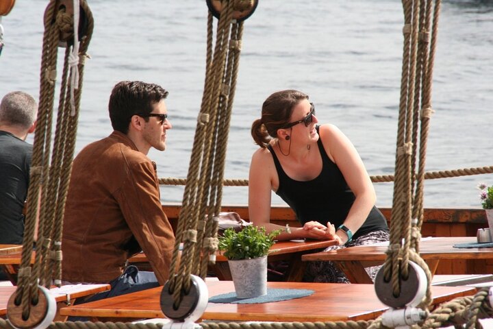 2-Hour Oslo Fjord Sightseeing Cruise by Sailing Ship