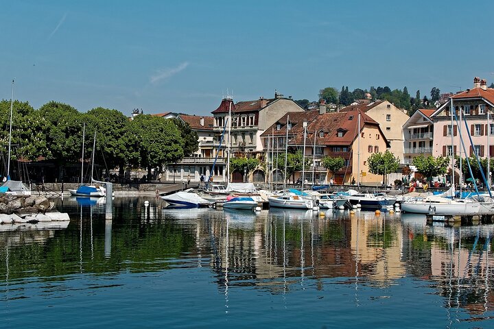 Lausanne Walking Tour: Explore Top Sights & Hidden Gems