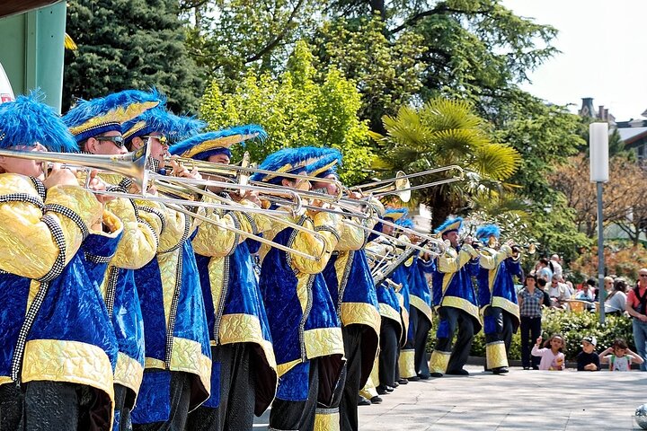 Lausanne Walking Tour: Explore Top Sights & Hidden Gems