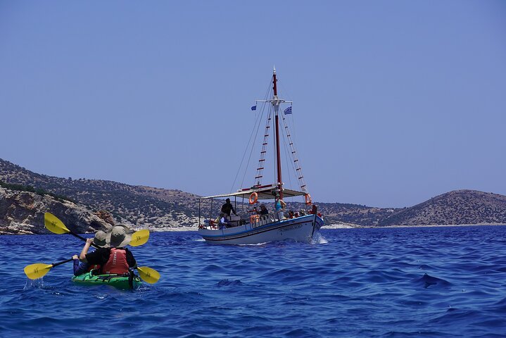 Naxos Kayak Tour to Rina Cave with Snorkeling and Homemade lunch