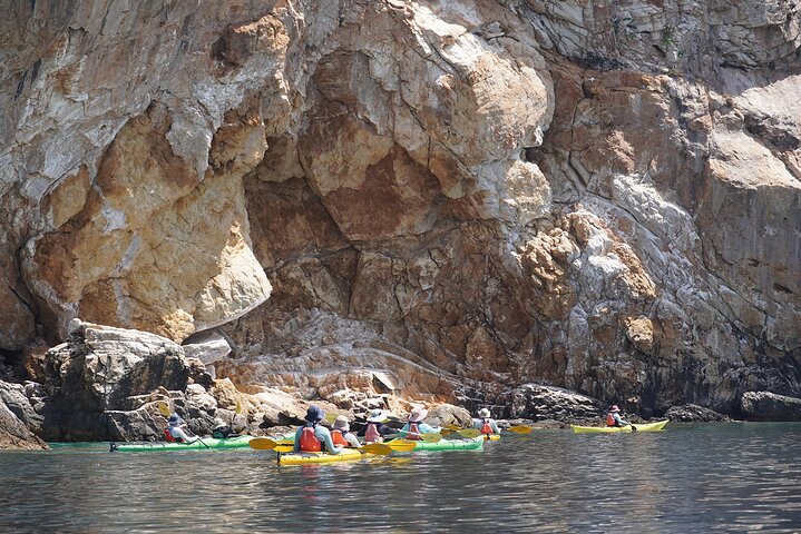 Naxos Kayak Tour to Rina Cave with Snorkeling and Homemade lunch