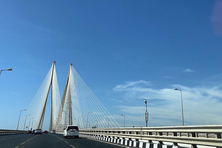 Mumbai City Sightseeing with Elephanta Caves Full Day Tour