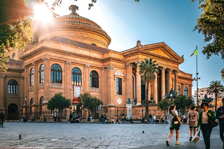 Palermo : Historic Center, Catacombs & Monreale CruiserCar Tour