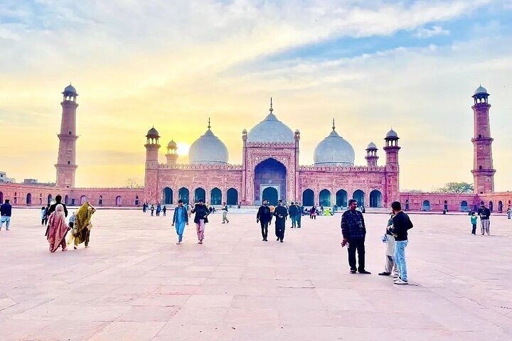 Private Guided Lahore City Full Day Tour
