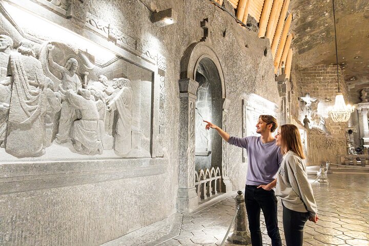 Wieliczka Salt Mine Guided Tour from Krakow with Transport