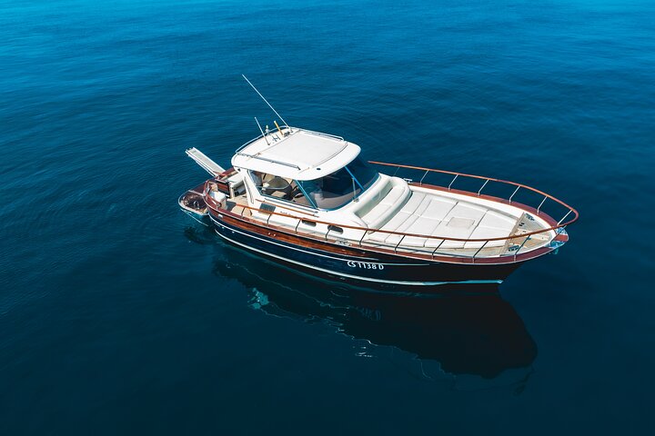 Capri Private Boat Tour from Sorrento, Capri or Positano