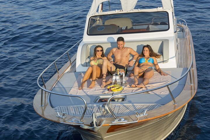 Capri Private Boat Tour from Sorrento, Capri or Positano