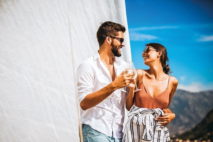 Vilamoura: 2h30 Sunset Sailing Experience - "Unwind"