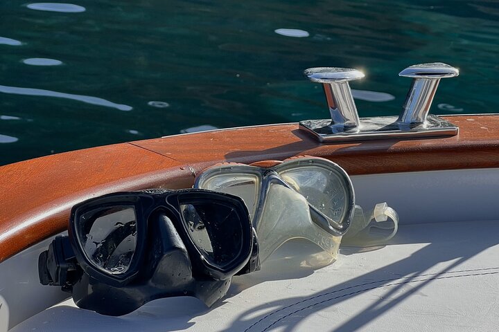 Procida : Boat Tours - Bathing Stops, Snorkeling and Underwater Photos