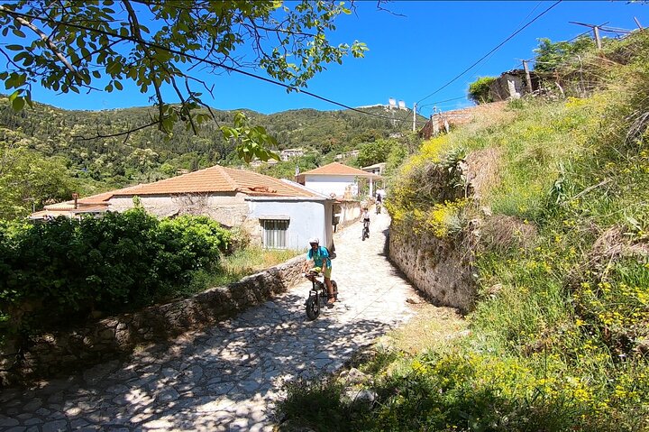 Lefkada: Mountain Gems Electric Fat Bicycle Tour & Tasting