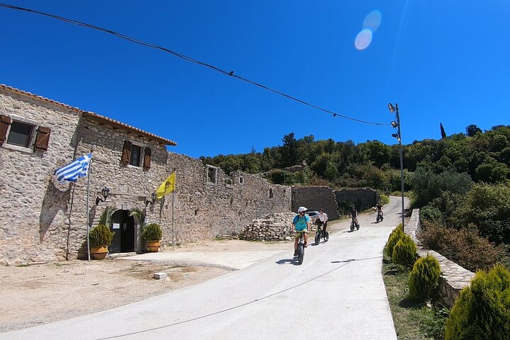 Lefkada: Mountain Gems Electric Fat Bicycle Tour & Tasting