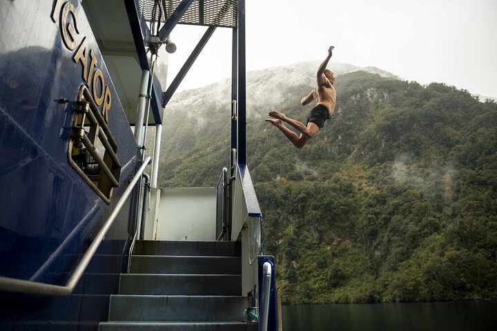 Doubtful Sound Overnight Cruise