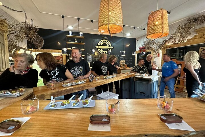 Visit and Gastronomic Experience of the Santoña Anchovy Factory