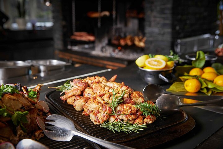 Walter Peak Gourmet BBQ Lunch & Queenstown Lake Cruise