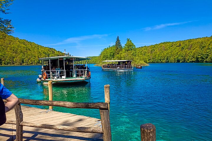 Zagreb: Plitvice with Ticket & Rastoke Guided Tour Boat Ride