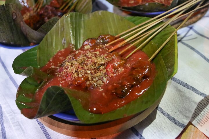 Experience Jakarta Street Food Scene with MRT Transportation