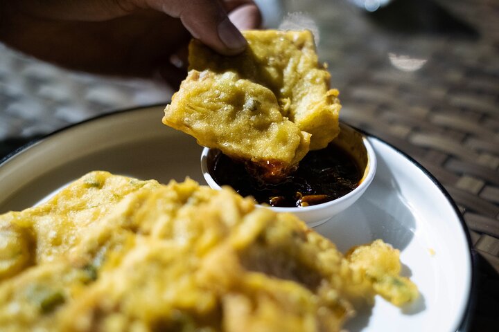 Experience Jakarta Street Food Scene with MRT Transportation