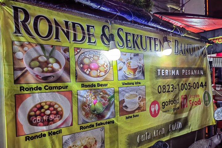 Experience Jakarta Street Food Scene with MRT Transportation