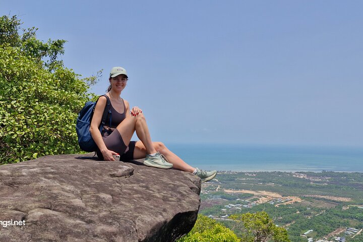 Trekking Tien Son Dinh Phu Quoc