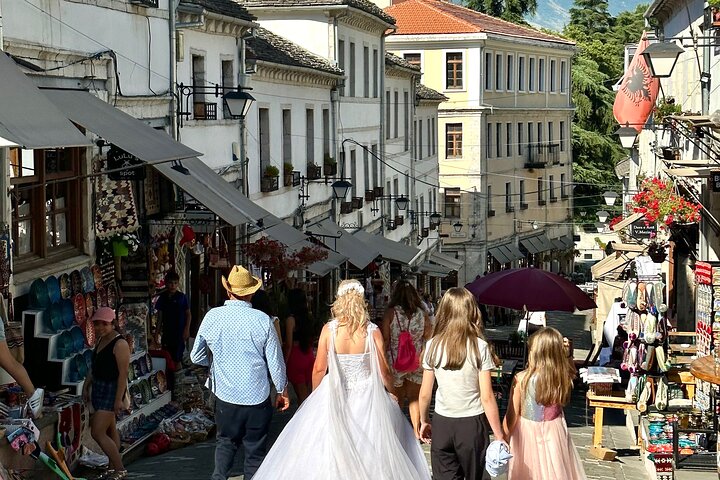 Blue Eye and Gjirokaster, Half Day Tour with Food & Drinks