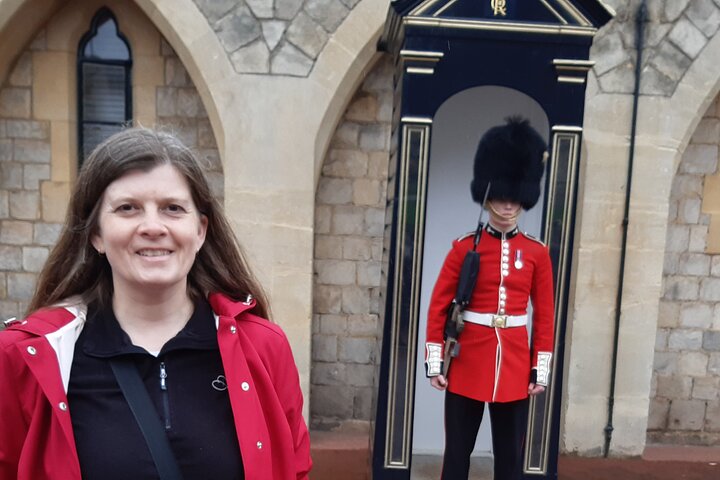 Private Walking Tour with Accredited Expert Guide Windsor Castle