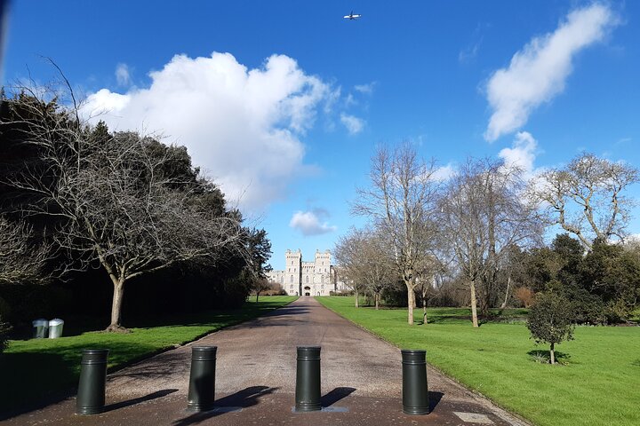 Private Walking Tour with Accredited Expert Guide Windsor Castle