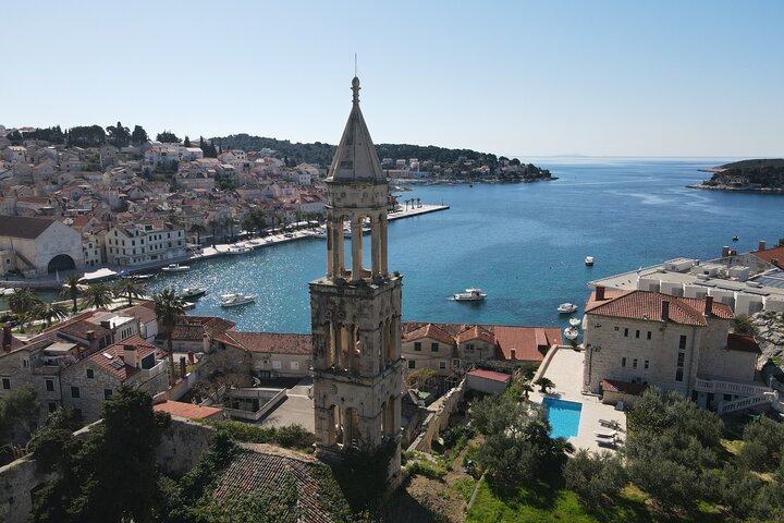 Blue Cave and Town Hvar with 5 Island Boat Tour