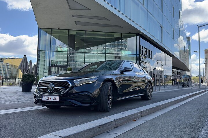 Brussels Airport Transfer (BRU) to or from Brussels (Sedan)