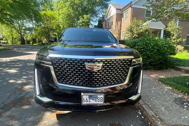 Luxury SUV Private Day or Night Tour of Washington DC