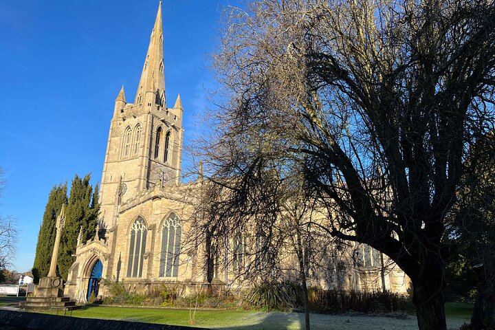 Oakham Private Historical Pub Walking Tour With Free Drinks!