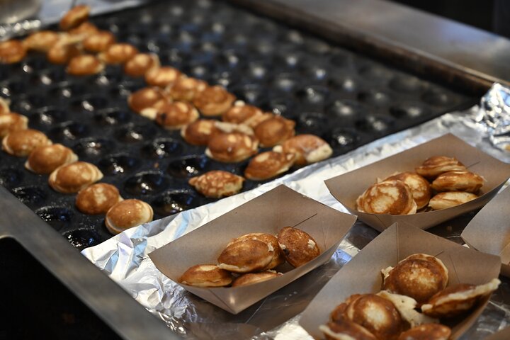 10 Tastes of Utrecht: Food Tour with Full Lunch and 2 Drinks