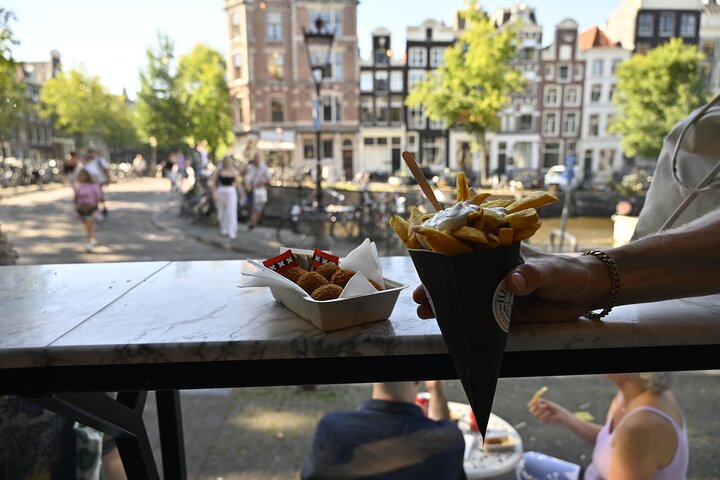 10 Tastes of Haarlem Food Tour: Full Meal, 15 min from Amsterdam