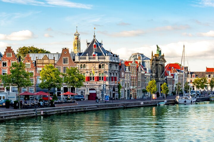 10 Tastes of Haarlem Food Tour: Full Meal, 15 min from Amsterdam
