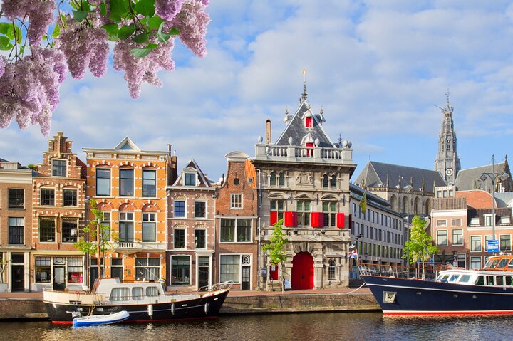 10 Tastes of Haarlem Food Tour: Full Meal, 15 min from Amsterdam